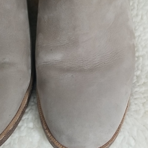 UGG Elora grey soft leather suede ankle boot - Picture 6 of 14